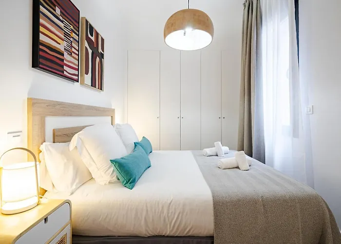 Feelathome Castilla Apartments Madrid
