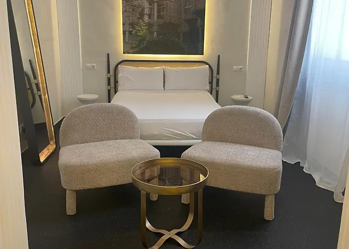 Hotel casa tadeo gran via Madrid